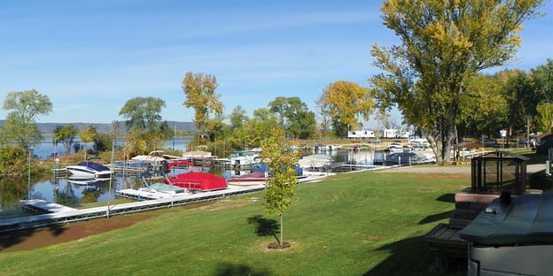 Waters Edge Boat Marina