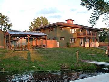 Waters Edge Motel - Back